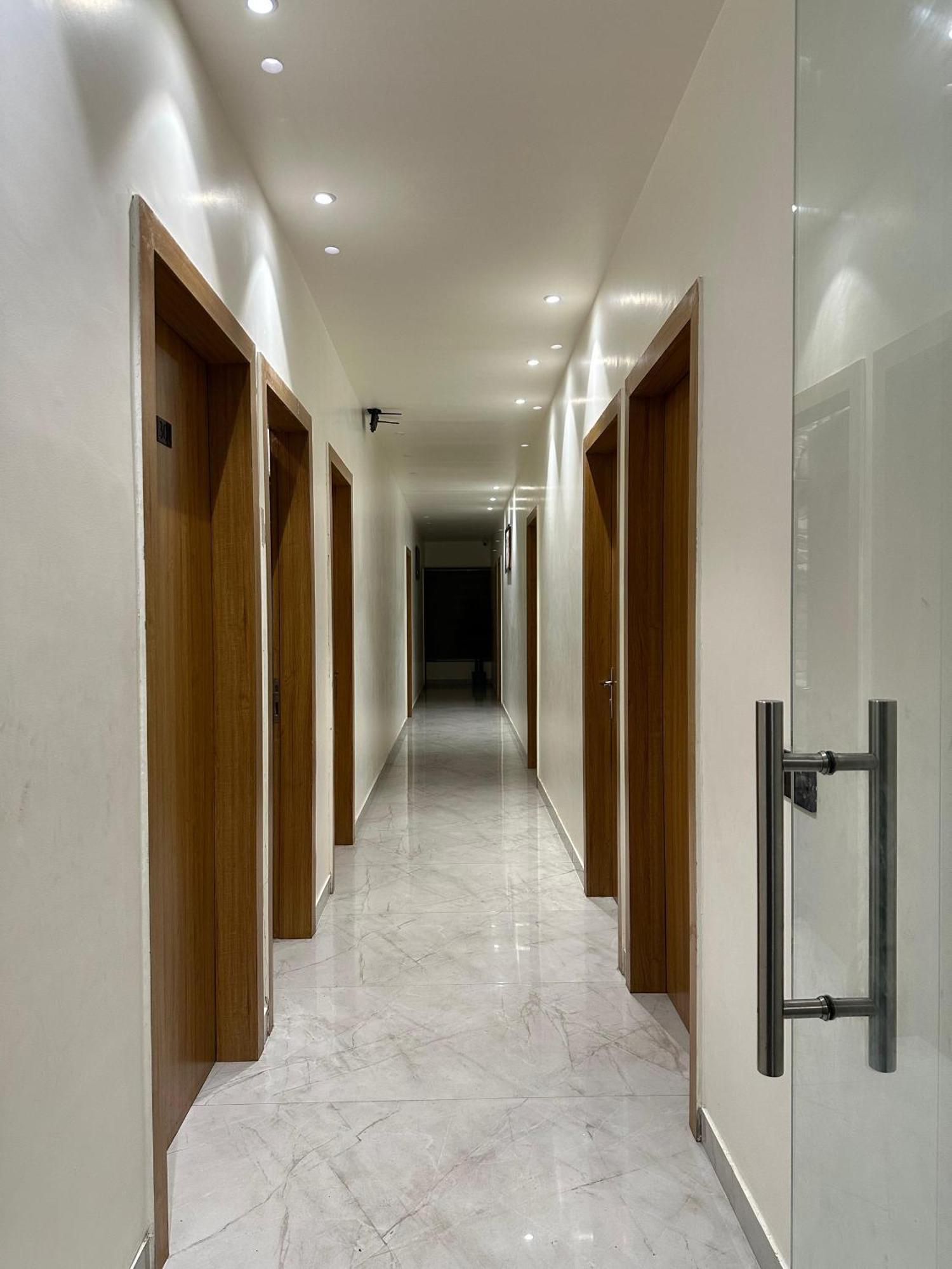 Hotel Sky Way Inn Hisar Exterior photo