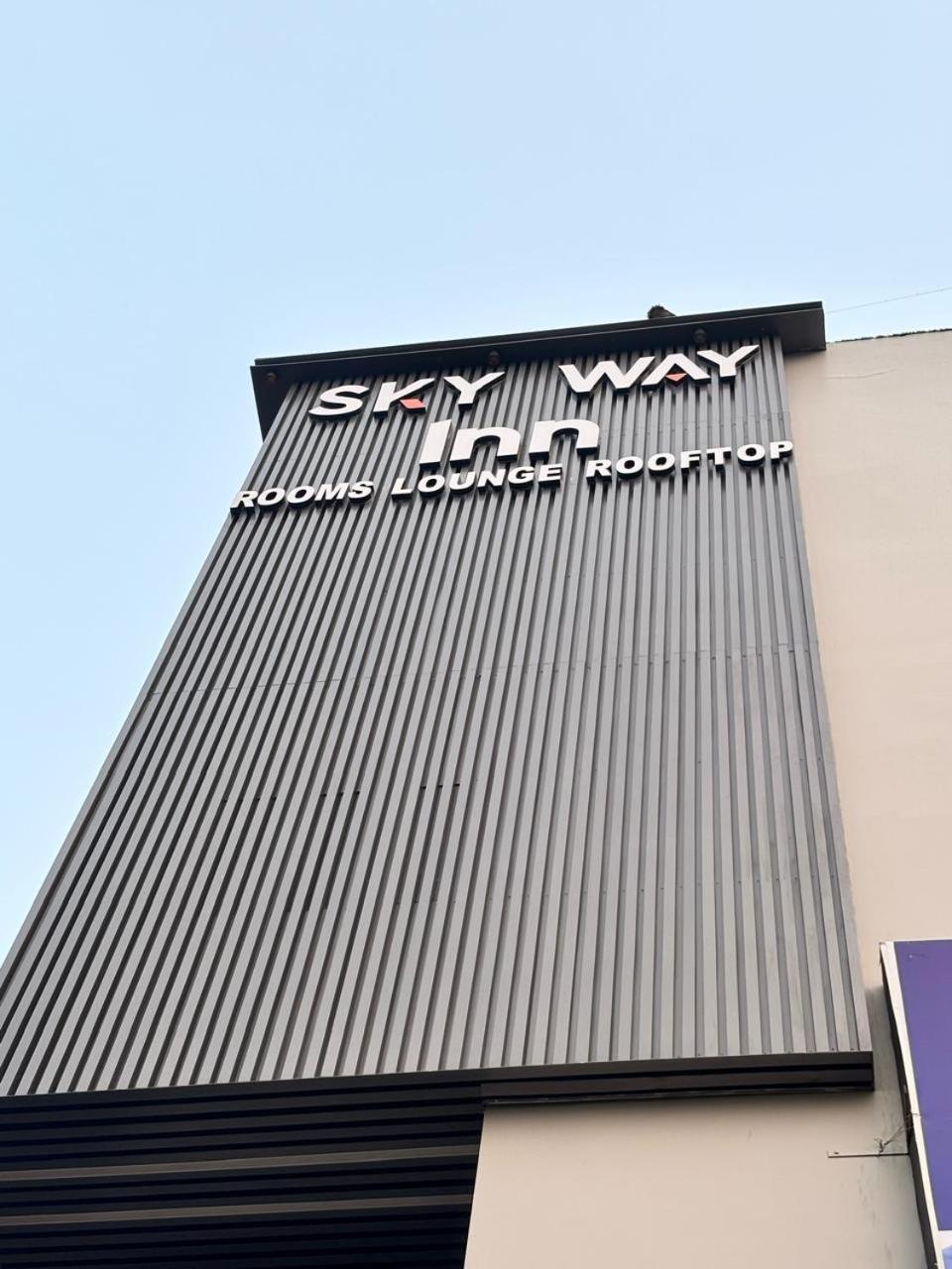 Hotel Sky Way Inn Hisar Exterior photo